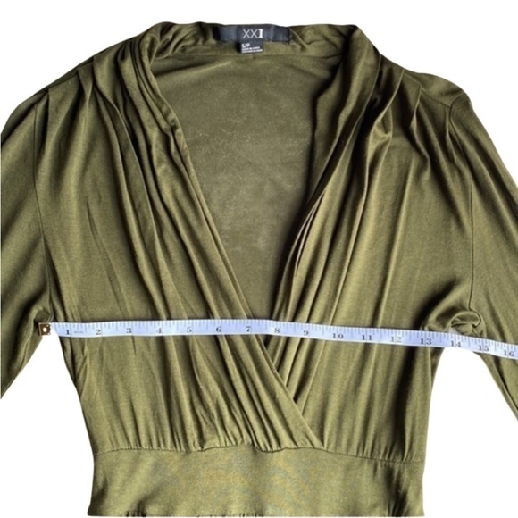 HP🔥 Women's XXI‎ Evergreen Long-Sleeved Dress with Side Pockets - Size Small - Picture 4 of 5